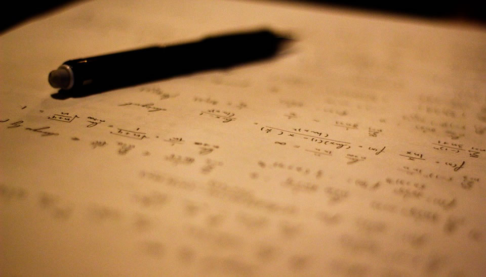 to be yourself essay grade 9